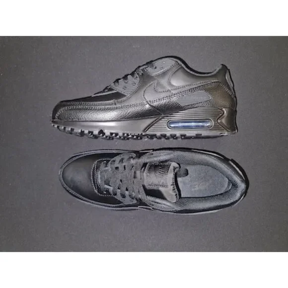 Nike Air Max 90. Leather Triple Black. SIZE 10.5 - CZ5594-001